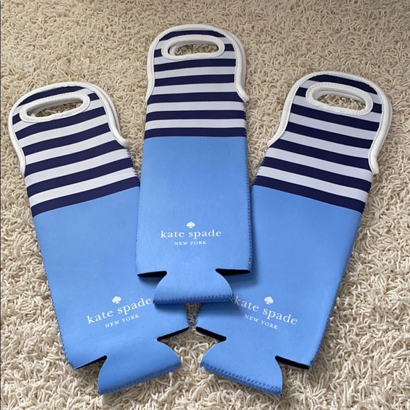 kate spade Handbags - Kate Spade SET 🥳NEW🥳 set of 3 wine totes